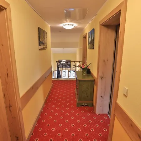 Gaestehaus Muenchner Hof ريت ام وينكل